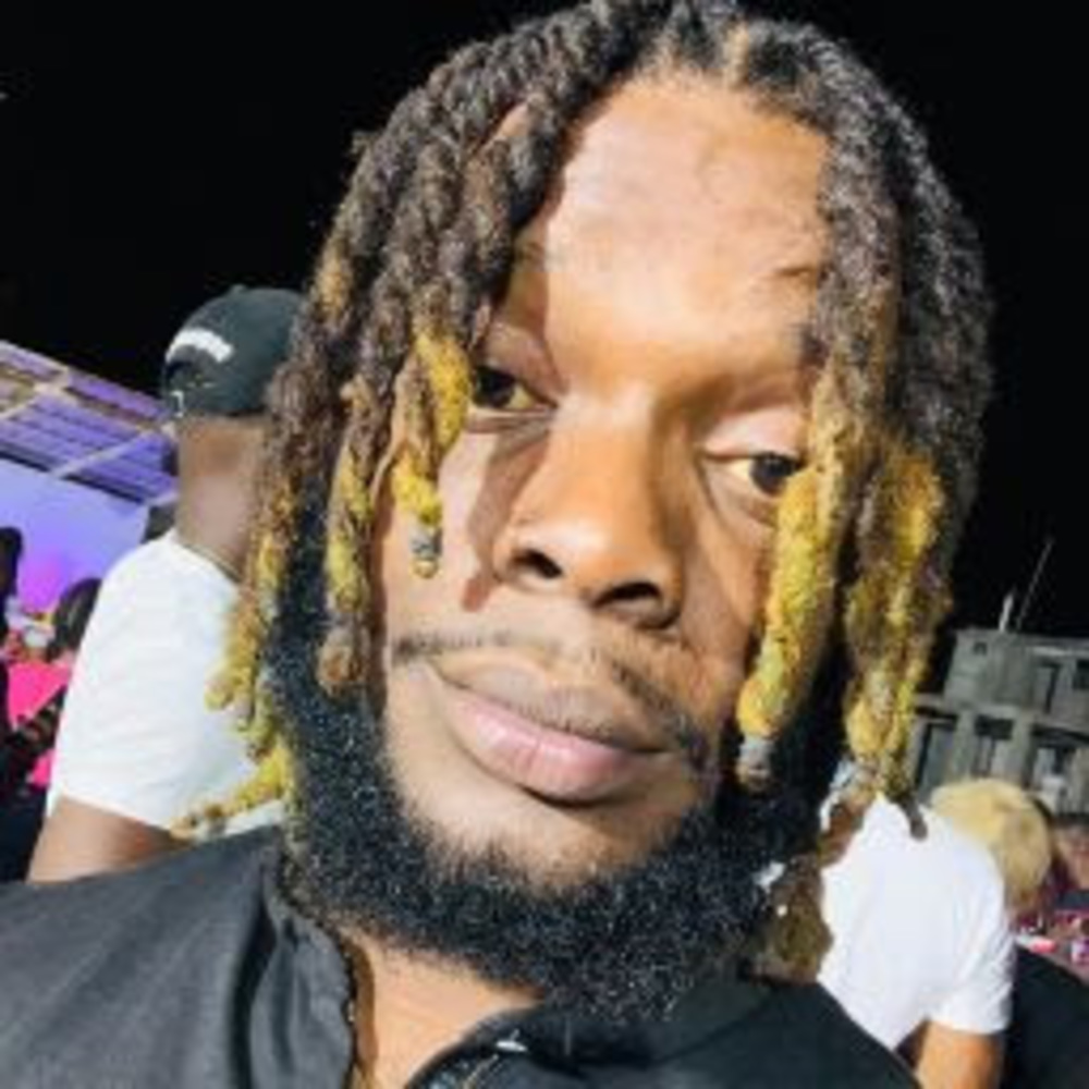 Meet your Posher, Jean maico